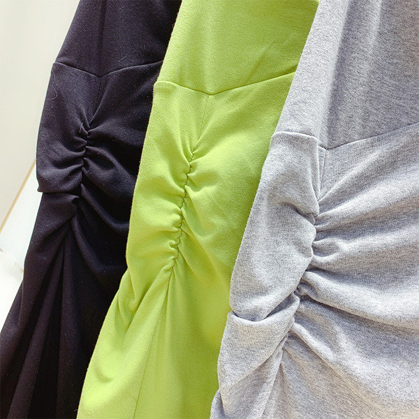 Modern női ruha vékony pántokkal több színben