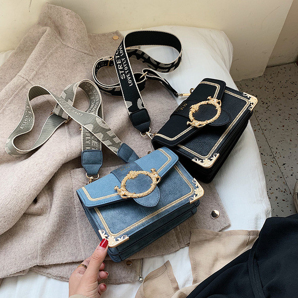 Modern női táska fém díszítéssel, három színben