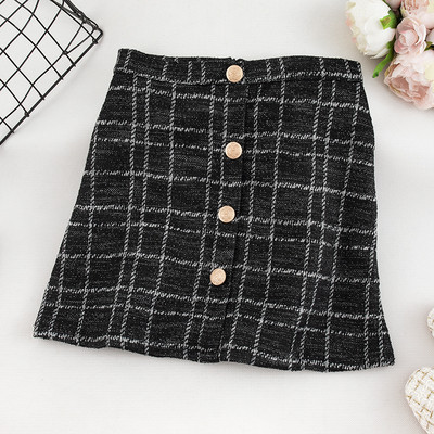 Stílusos női kockás szoknya három színben, gombokkal