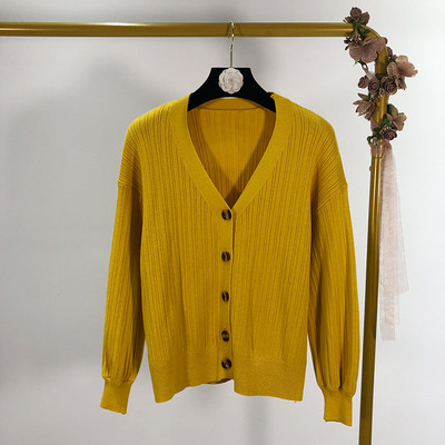 Καθημερινή σύντομη ζακέτα με κουμπιά σε τέσσερα χρώματα