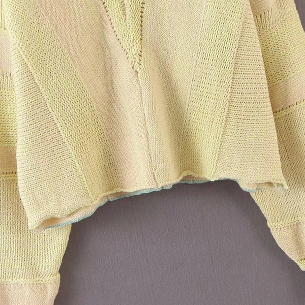 Μοντέρνο γυναικείο φούτερ με φαρδιά μανίκια σε κίτρινο χρώμα