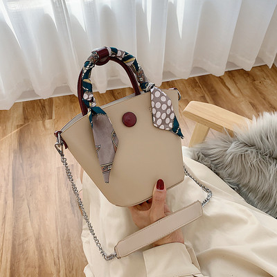 Μοντέρνα γυναικεία έκκο δερμάτινη τσάνταμε δύο λαβές