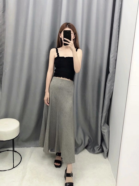 Νέο μοντέλο γυναικεία φούστα  με γκρι χρώμα