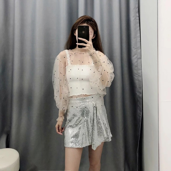 Γυναικεία μοντέρνα  μπλούζα πουά και λαιμό O