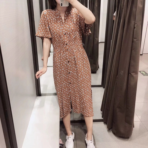 Casual γυναικείο φόρεμα με λουλούδια μοτίβα σε καφέ χρώμα