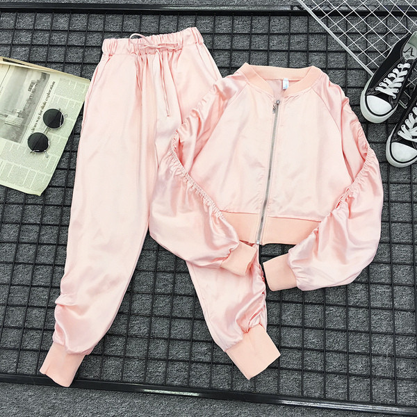 Αθλητικό γυναικείο σετ σε  ροζ χρώμα