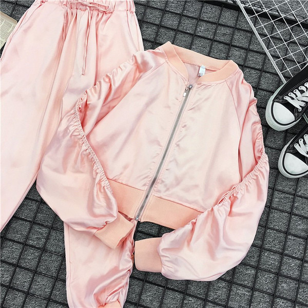 Αθλητικό γυναικείο σετ σε  ροζ χρώμα