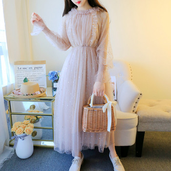 Κυρίες κομψό μακρύ φόρεμα με μακρύ μανίκι