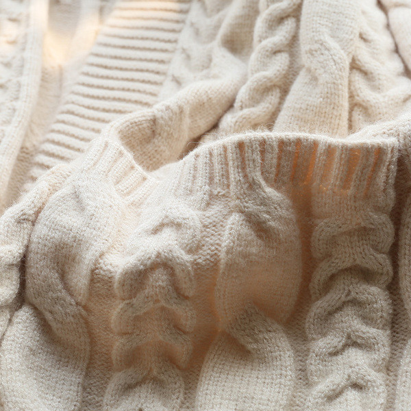 Μοντέρνα γυναικεία χειμερινή ζακέτα  - μακρύ μοντέλο