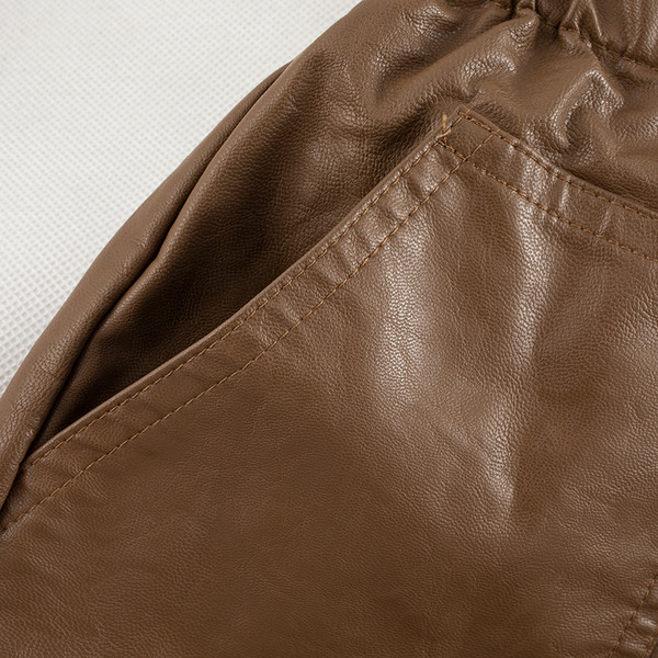 Γυναικεία σορτς σε δύο χρώματα με κορδόνια και τσέπες