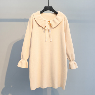 Χειμερινό γυναικείο φόρεμα - ευρύ μοτίβο σε κόκκινο, μαύρο και άσπρο χρώμα