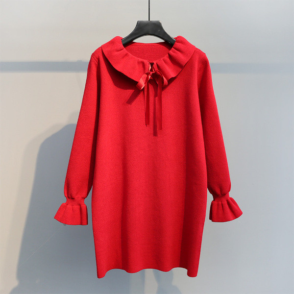 Χειμερινό γυναικείο φόρεμα - ευρύ μοτίβο σε κόκκινο, μαύρο και άσπρο χρώμα