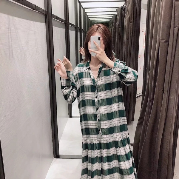 Rochie de dama moderna in carouri cu maneci lungi - culoare verde