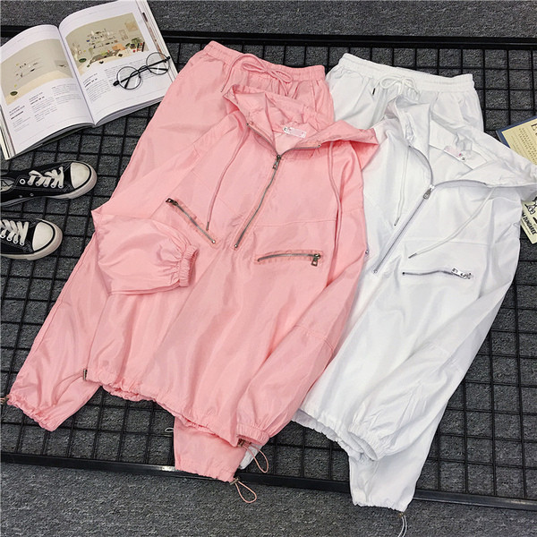 Γυναικείο αθλητικό σετ  σε ροζ και άσπρο χρώμα