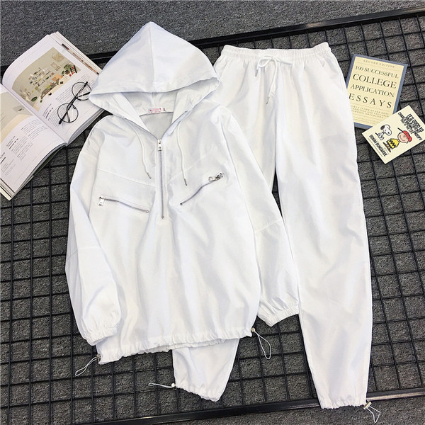 Γυναικείο αθλητικό σετ  σε ροζ και άσπρο χρώμα