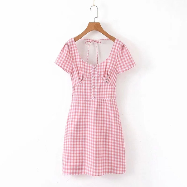 Κομψό καρό  γυναικείο φόρεμα με κοντό μανίκι σε  ροζ χρώμα