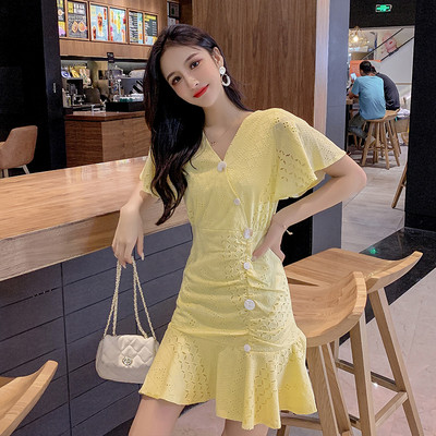 Γυναικείο φόρεμα σε κίτρινο και λευκό χρώμα με κοντό μανίκι casual