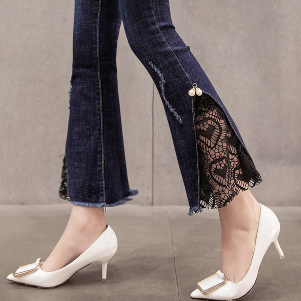 Blugi de dama moderni in culoare inchisa cu dantela