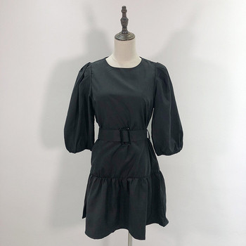 Καθημερινό γυναικείο  φόρεμα με μανίκια 7/8 και ωοειδές λαιμόκοψη - μοτίβο αποκοπής