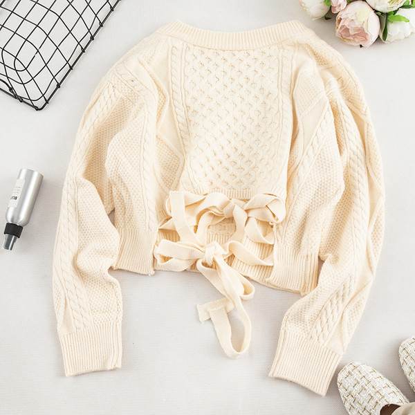 Μοντέρνο γυναικείο πουλόβερ με V-λαιμό σε τέσσερα χρώματα