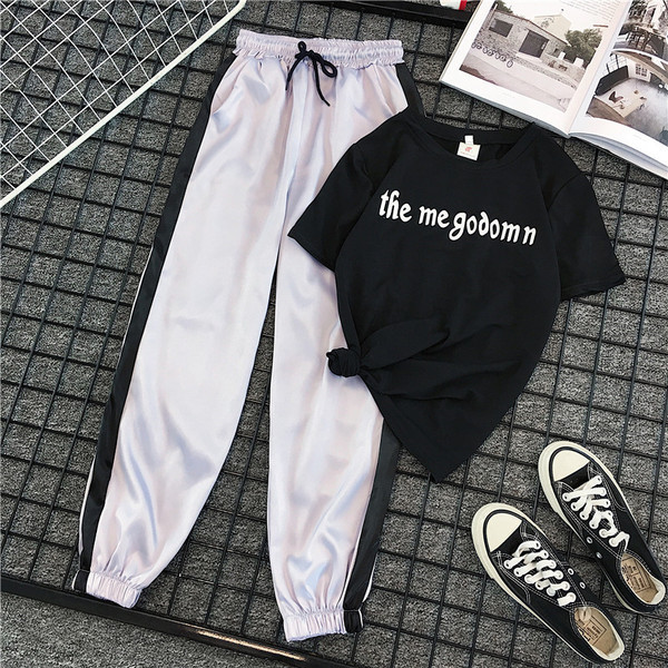 Kétrészes női napi szett rózsaszín és fehér színben