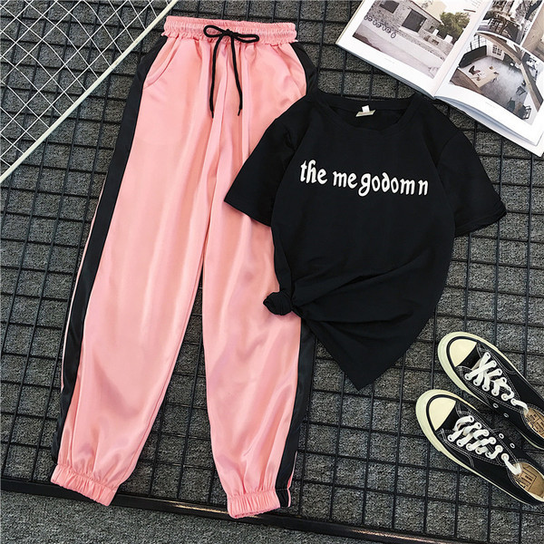 Kétrészes női napi szett rózsaszín és fehér színben