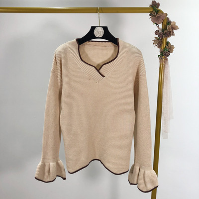 Καθημερινό γυναικείο  πουλόβερ με λαιμόκοψη και μακρύ μανίκι σε τέσσερα χρώματα