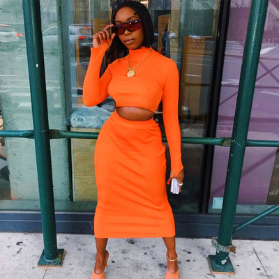 Κορυφαίαογυναικείο σετ σε ροζ, μαύρο και πορτοκαλί χρώμα