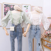 Új modell női blúz négyzet alakú nyakkivágással, három színben