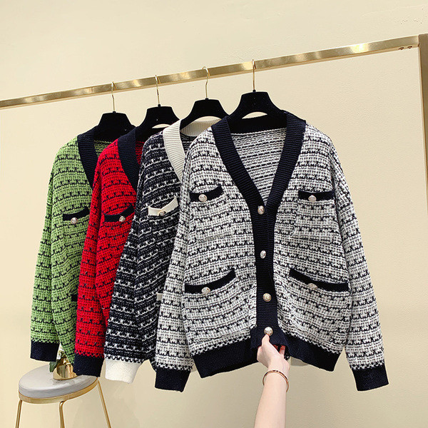 Női őszi-téli mellény zsebekkel és gombokkal, négy színben