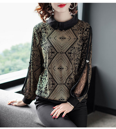 Κομψή γυναικεία μπλούζα  σε κόκκινο και χρυσό χρώμα με  διακοσμιτικές πέτρες