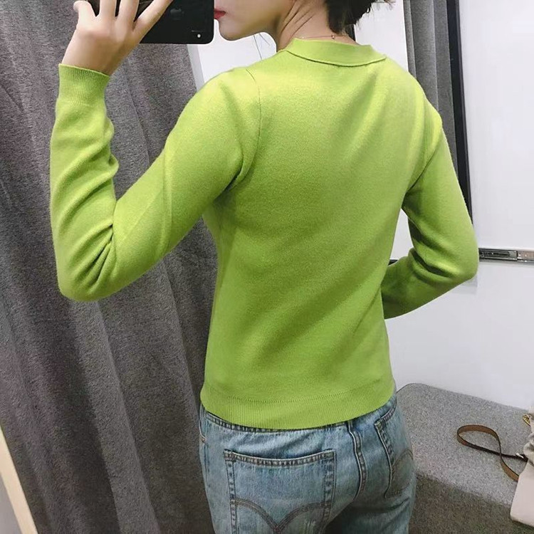 Cardigan scurt de dama cu buzunar si decor perle in verde