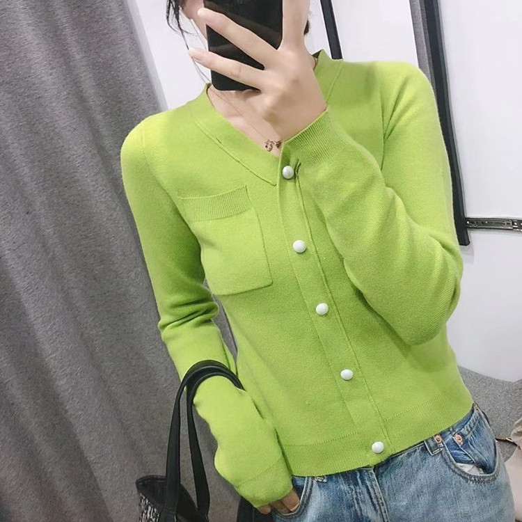 Cardigan scurt de dama cu buzunar si decor perle in verde