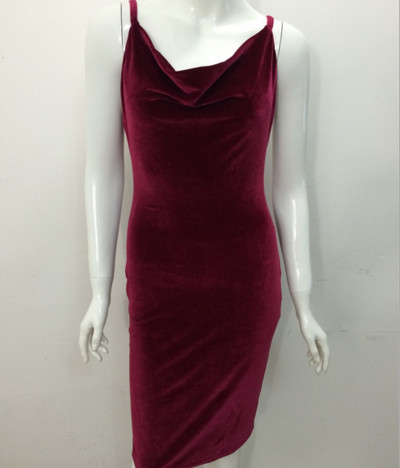 Κομψό γυναικείο φόρεμα με λεπτούς ιμάντες ώμου σε τρία χρώματα