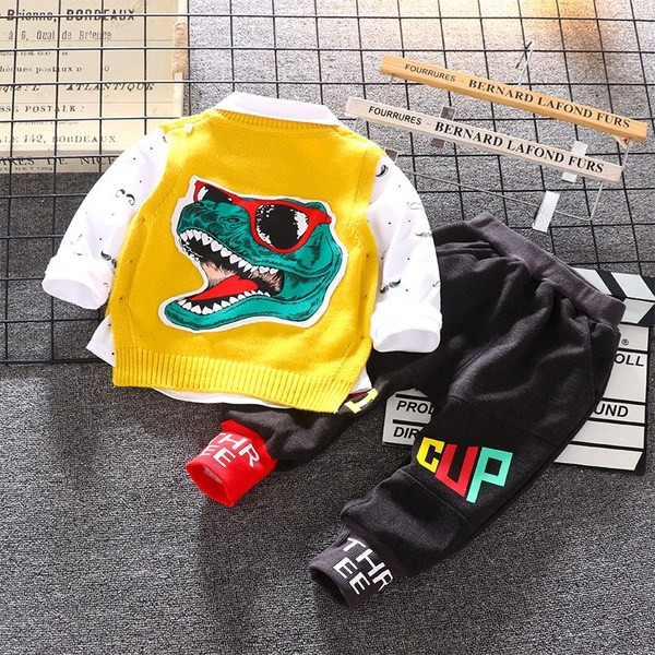 Modern gyerekkészlet fiúknak három részből, két színben