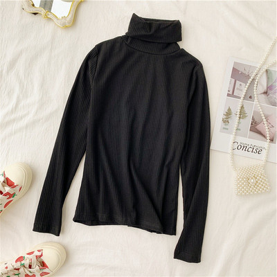 Καθημερινή  γυναικεία μπλούζα με κολάρο σε διάφορα χρώματα