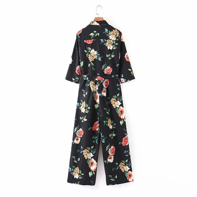 Salopeta lunga de culoare neagra si imprimeu floral