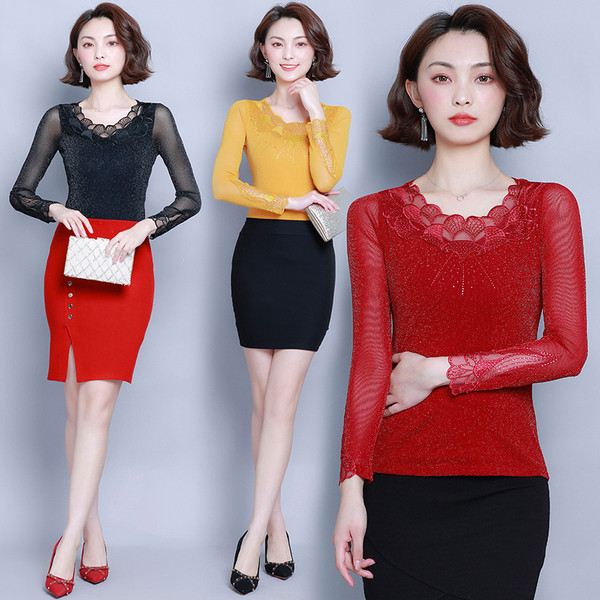 Μοντέρνα γυναικεία μπλούζα σε τρία χρώματα μεδαντέλα