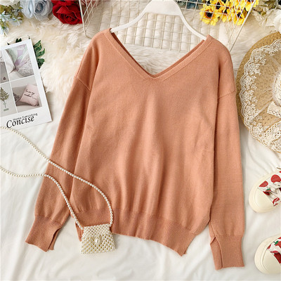 Λεπτό γυναικείο πουλόβερ  με V-λαιμό σε διάφορα χρώματα