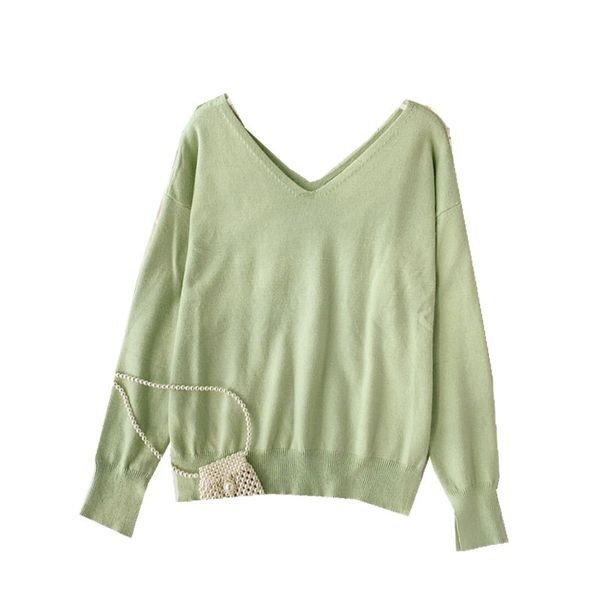 Λεπτό γυναικείο πουλόβερ  με V-λαιμό σε διάφορα χρώματα