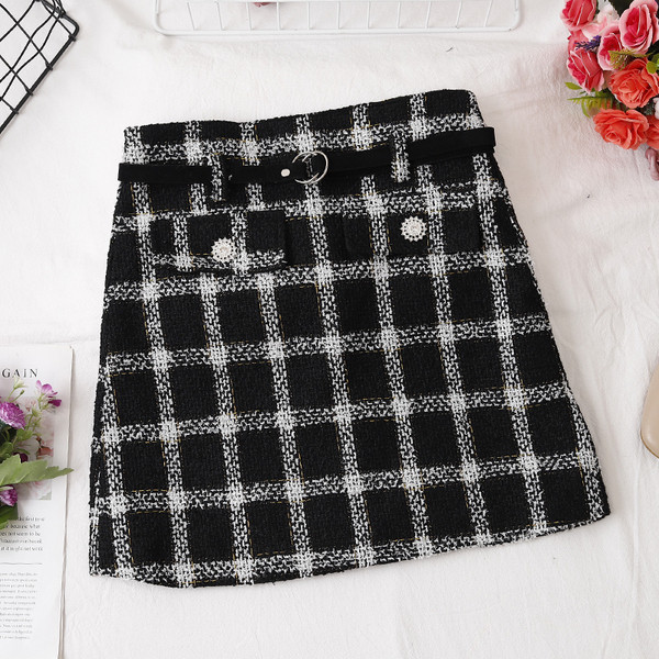Kockás női szoknya négy színben, magas derékkal, gombokkal