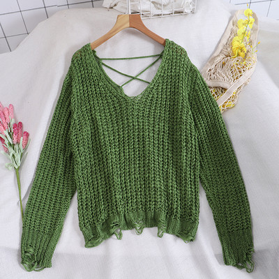 Női pulóver több színben V-nyakkal