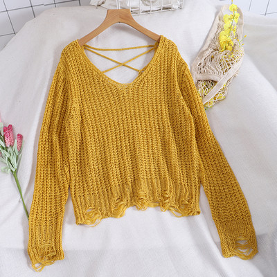 Női pulóver több színben V-nyakkal