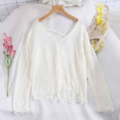 Női pulóver több színben V-nyakkal