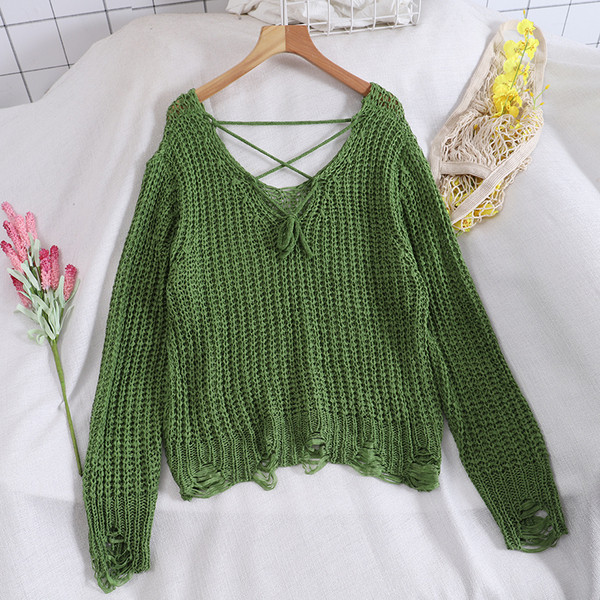 Női pulóver több színben V-nyakkal