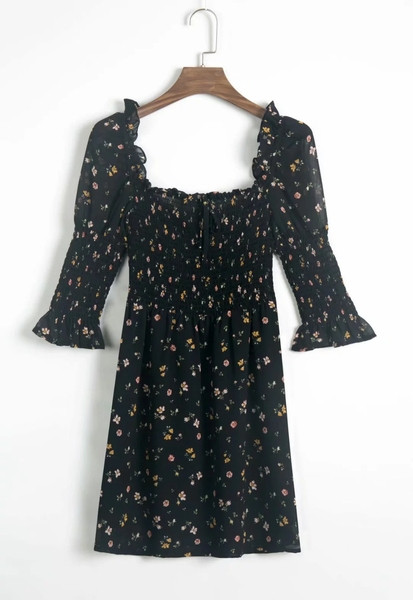 Rochie de dama model nou cu decolteu patrat si motive florale