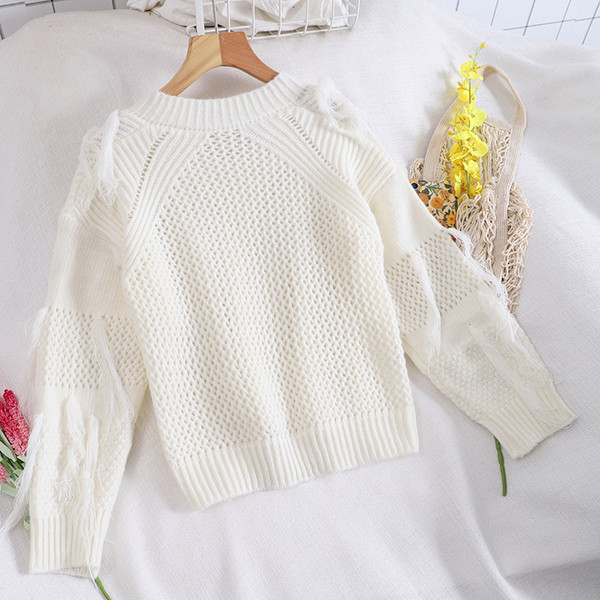 Modern női pulóver fehér és fekete színben