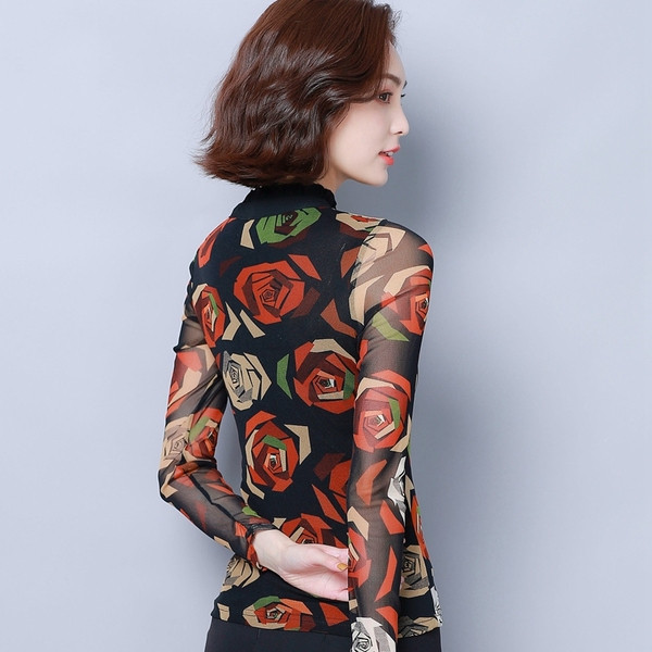 Νέο μοντέλο μοντέρνα γυναικεία μπλούζα  δύο χρωμάτα με μακριά μανίκια και κουμπιά