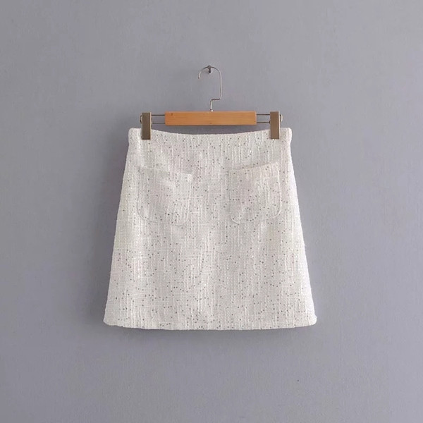 Fusta scurta de dama moderna cu paiete in alb si negru