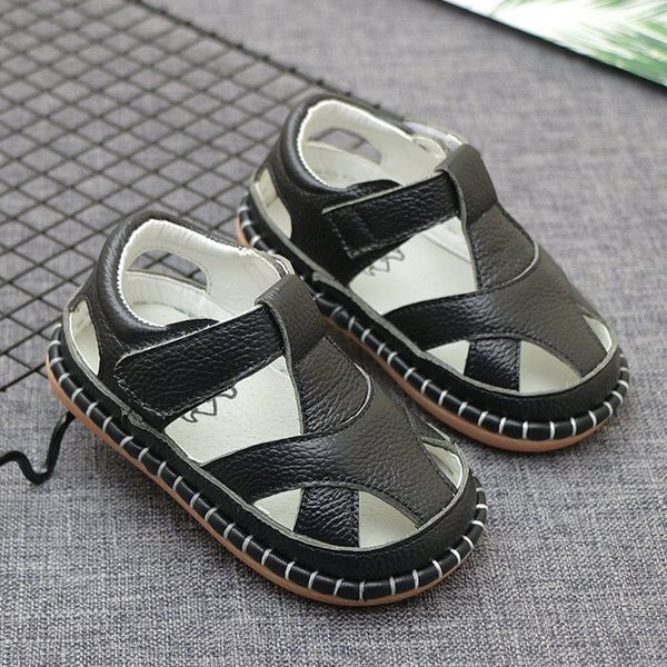Öko bőrből készült modern gyerekszandál fiúknak többféle színben